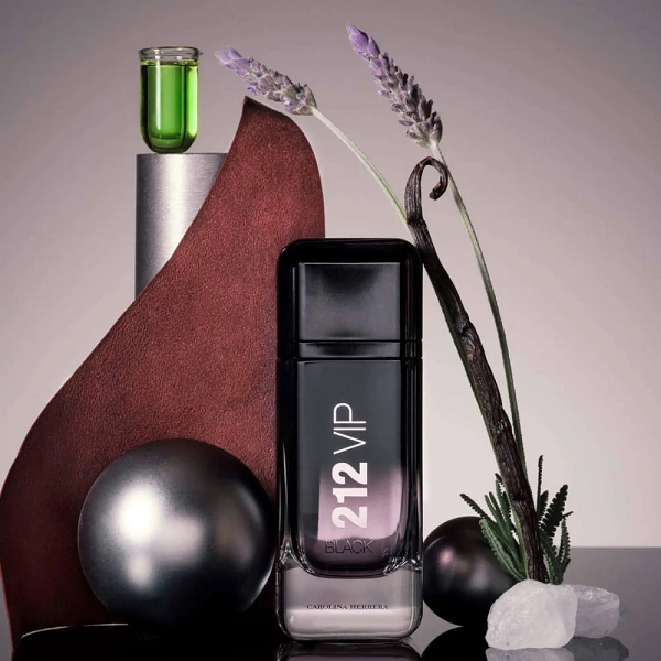 Carolina Herrera - 212 VIP Black Eau De Parfum