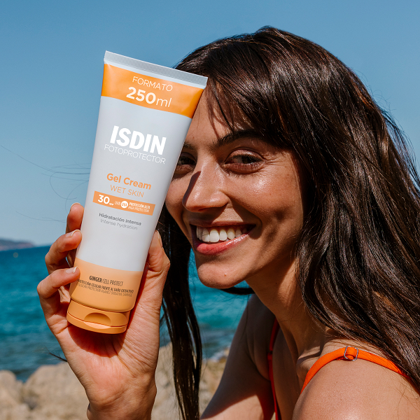 Isdin - Fotoprotector Gel Cream Wet Skin SPF 30